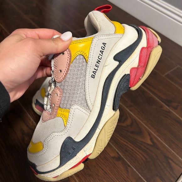 Unisex Balenciaga Triple S Cream Yellow Red - Picture 3 of 4